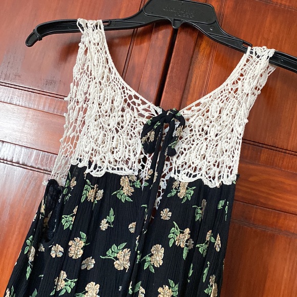 Kori Summer Midi dress. - Picture 4 of 8